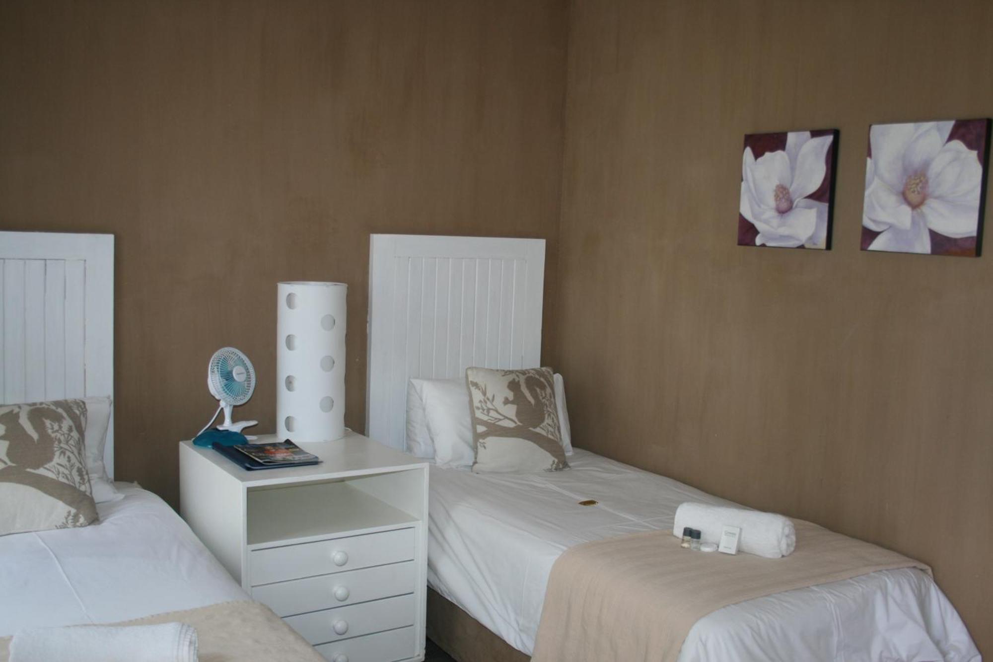 Indigo Moon Guesthouse Lichtenburg Szoba fotó