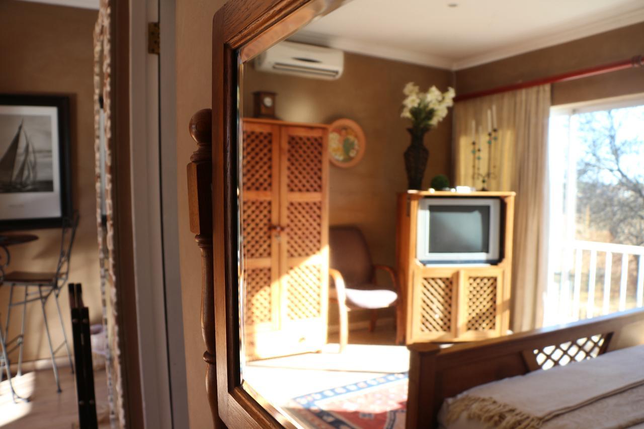 Indigo Moon Guesthouse Lichtenburg Kültér fotó